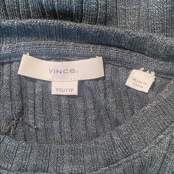 Vince Ribbed Elbow Sleeve T-Shirt - Picture 2 of 6